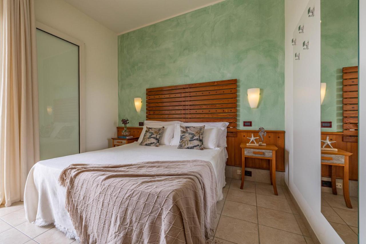 Hotel Smeraldo تْشيزيناتيكو المظهر الخارجي الصورة