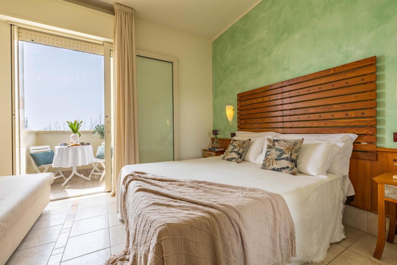 Hotel Smeraldo تْشيزيناتيكو المظهر الخارجي الصورة