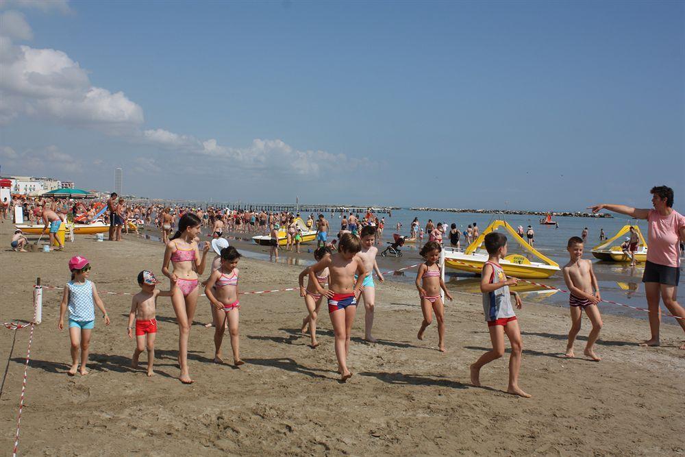 Hotel Smeraldo تْشيزيناتيكو المظهر الخارجي الصورة